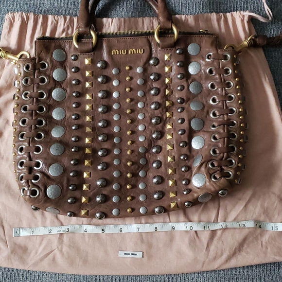 ๐ฉทHP๐ฉทMiu Miu deerskin handbag - Picture 4 of 13